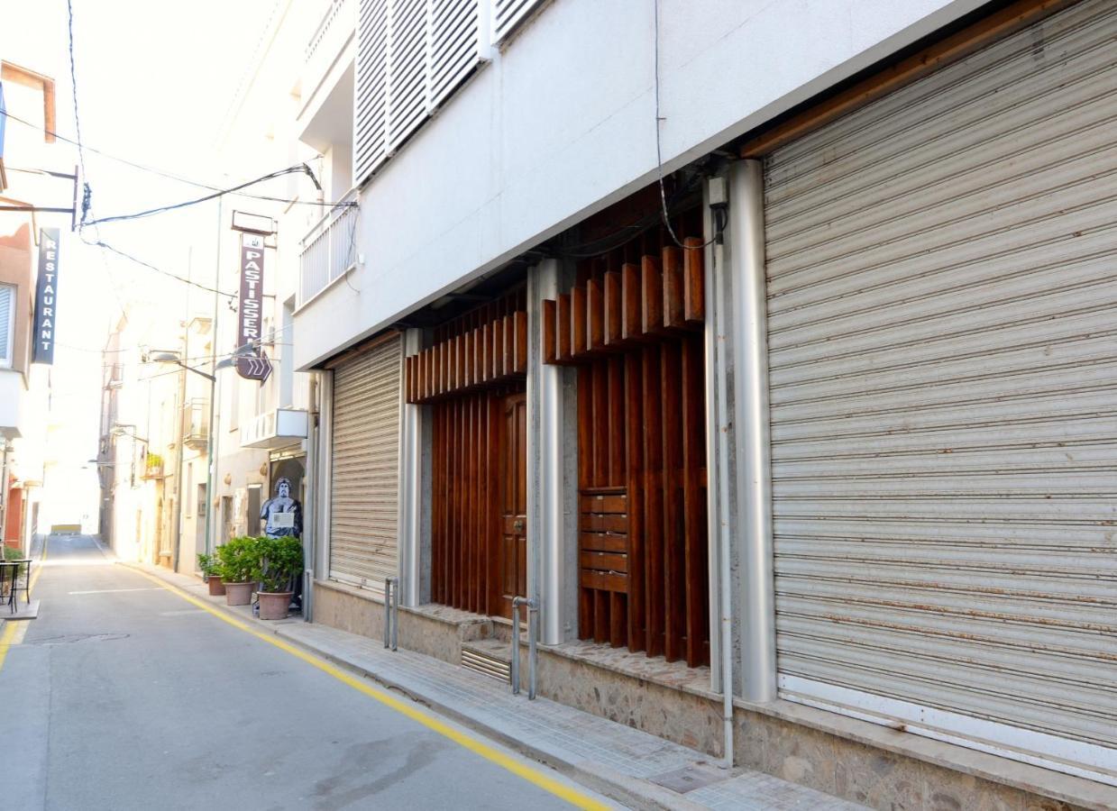 Apartamentos Puig Sureda L' Escala Exterior foto